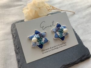 ダビデの星ピアス