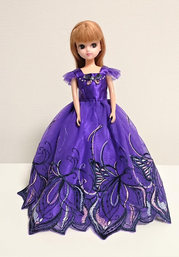 リカちゃん用ドレス／紫×蝶柄／ハンドメイド／22cmドール服